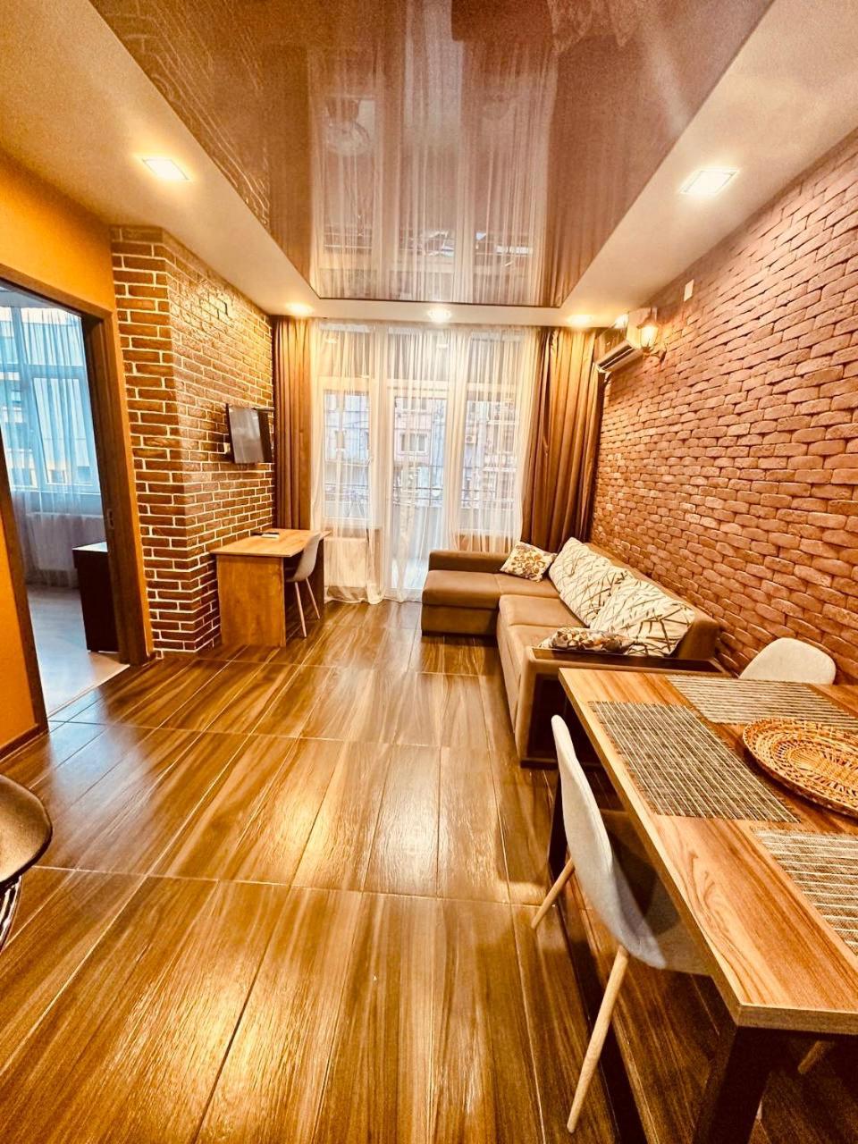 Marnika Apartment Batumi Exterior photo